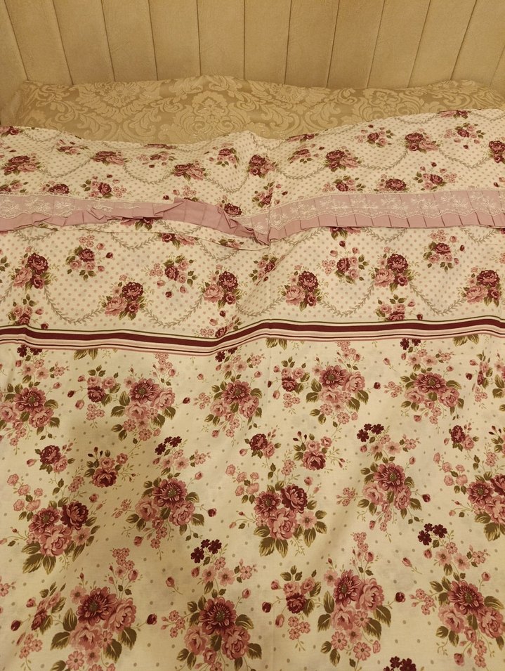 Bordo nakışlı pastel renkli nevresim takımı - Görsel 2