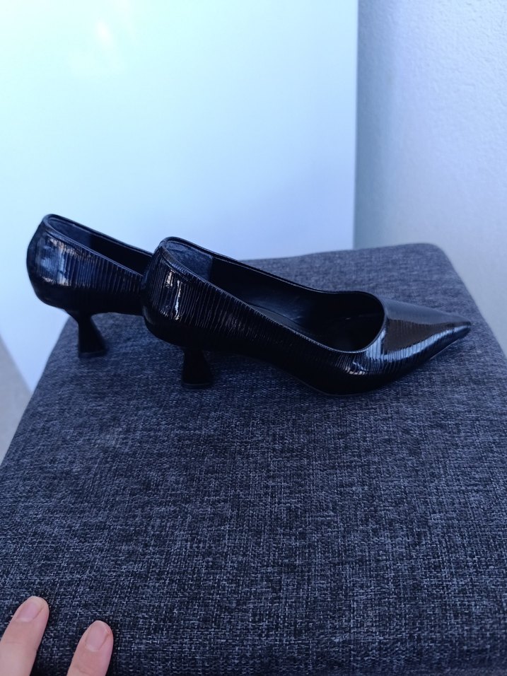 Siyah Yılan Desenli Pliseli Stiletto - Görsel 3