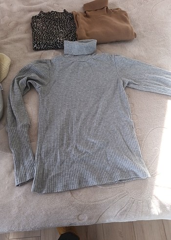 Kadın Gri Boğazlı Triko Kazak - Görsel 4