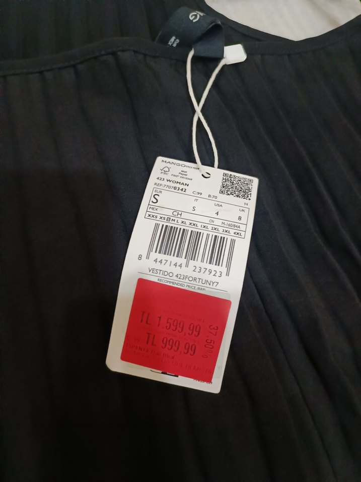 Kadın Siyah Piliseli Uzun Elbise - Görsel 3