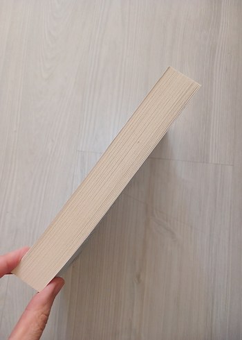 Beden Tom Robbins - Parfümün Dansı Kitabı