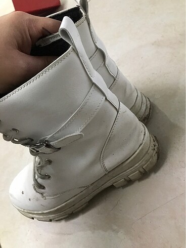 LC Waikiki Kız çocuk bot
