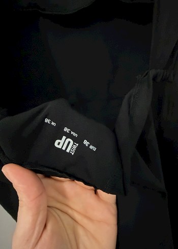 Siyah Kadın Kısa Tulum, V Yaka, Kısa Kollu - Görsel 4