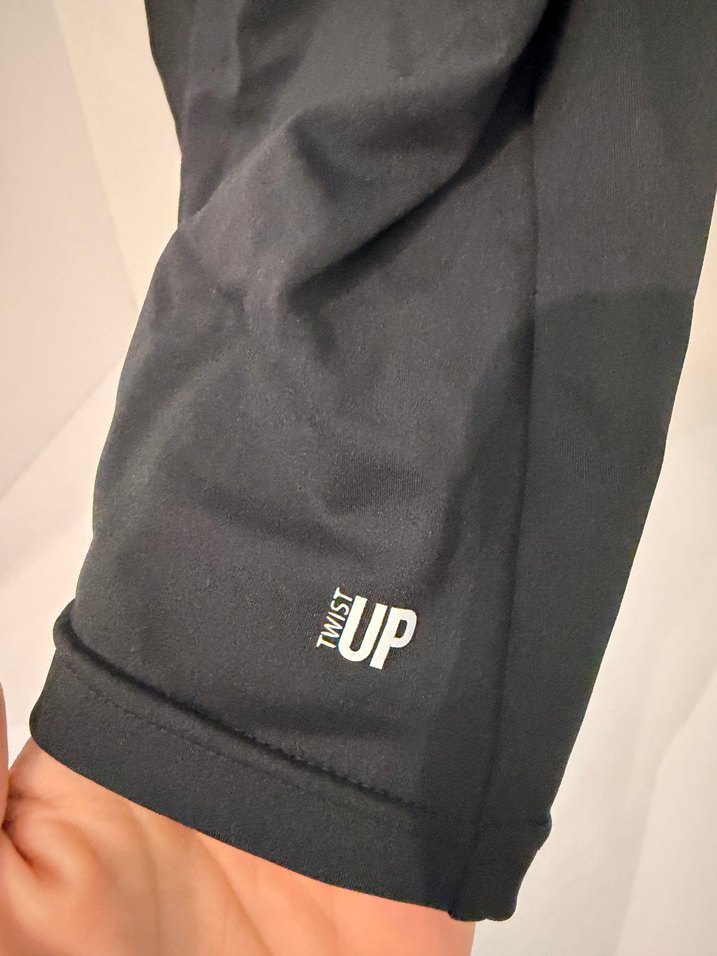 Siyah Kadın Kısa Tulum, V Yaka, Kısa Kollu - Görsel 3