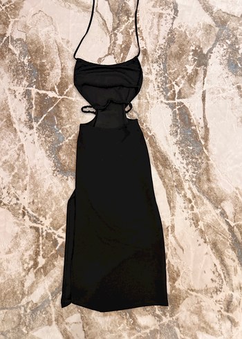 Siyah Uzun İnce Askılı Gotik Elbise - Görsel 4