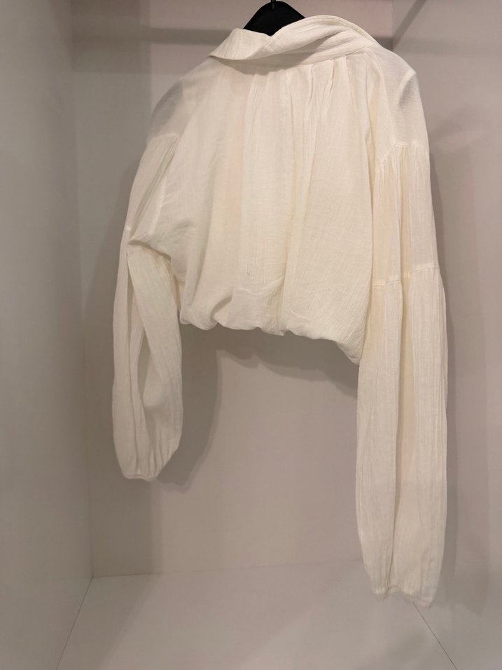 Düğmeli Beyaz Keten Kadın Gömlek - Görsel 4