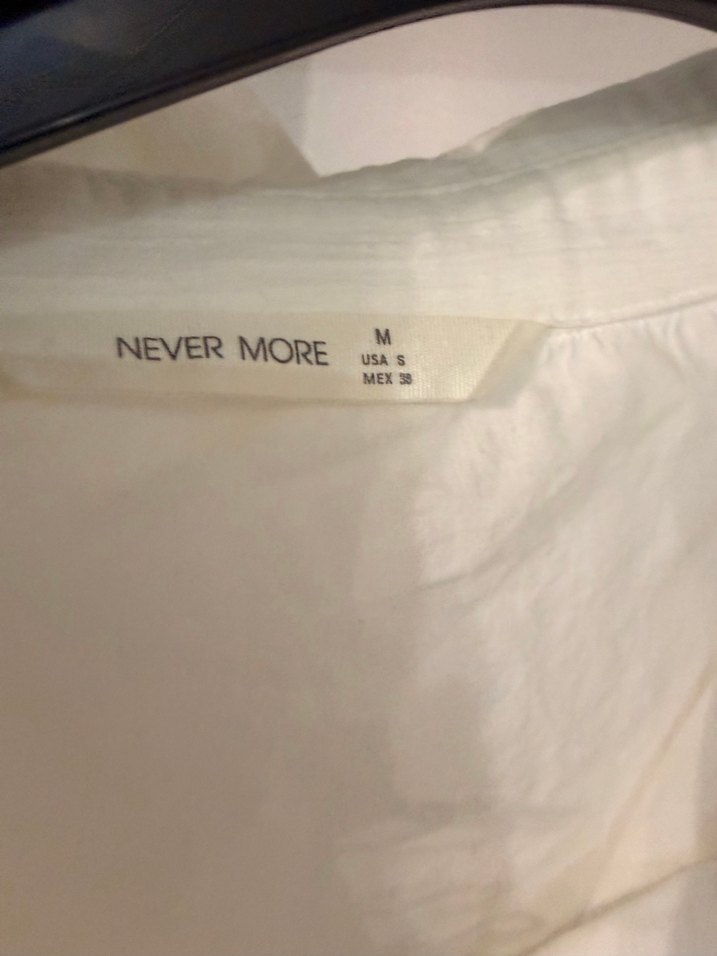 Düğmeli Beyaz Keten Kadın Gömlek - Görsel 3