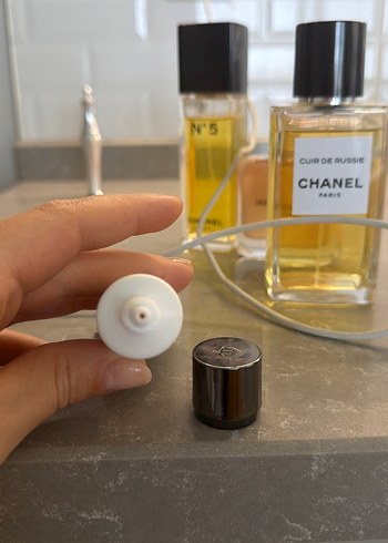 Kiko Milano Işıltılı Bej BB Krem - Görsel 3