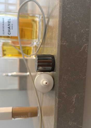 Kiko Milano Işıltılı Bej BB Krem - Görsel 4