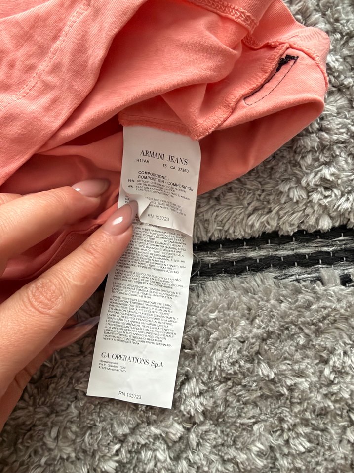 Canlı Mercan Pembe Bisiklet Yaka Tişört — görsel 5/7