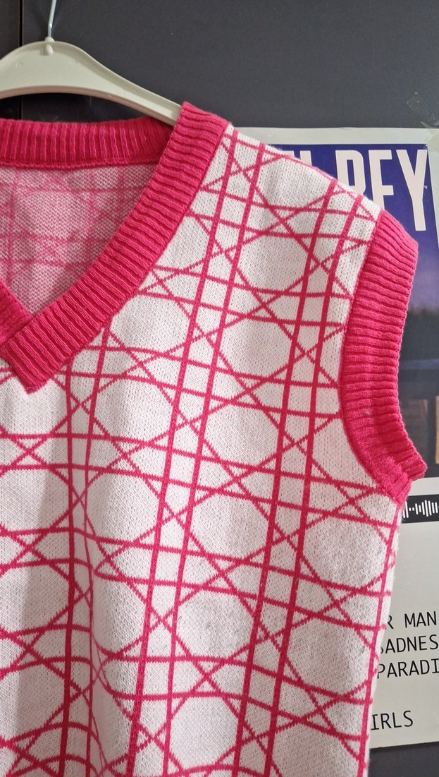 Pembe V Yaka Örgü Kadın Süveter - Görsel 3