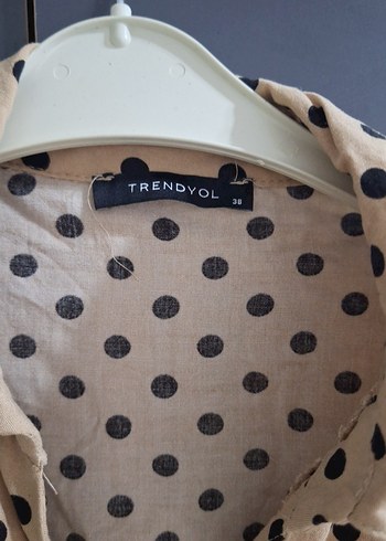 Bej Puantiyeli V Yaka Keten Gömlek - Görsel 3