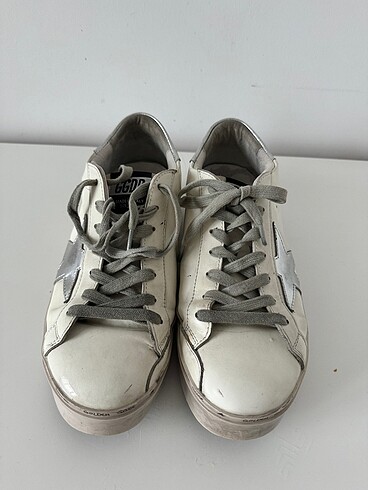 Golden Goose Deluxe Golden GOOSE 40
