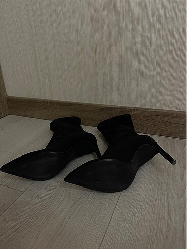 35 Beden siyah Renk bershka bot