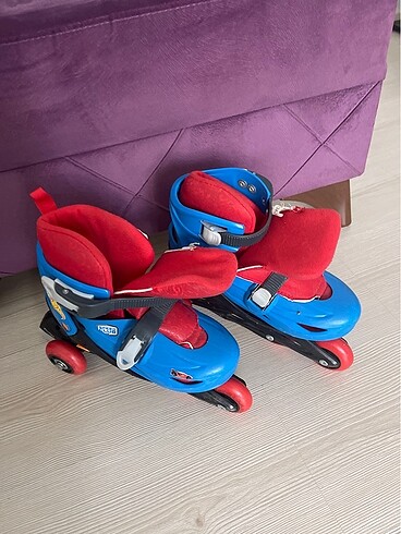 Paten 3 tekerli mavi kırmızı renkli
