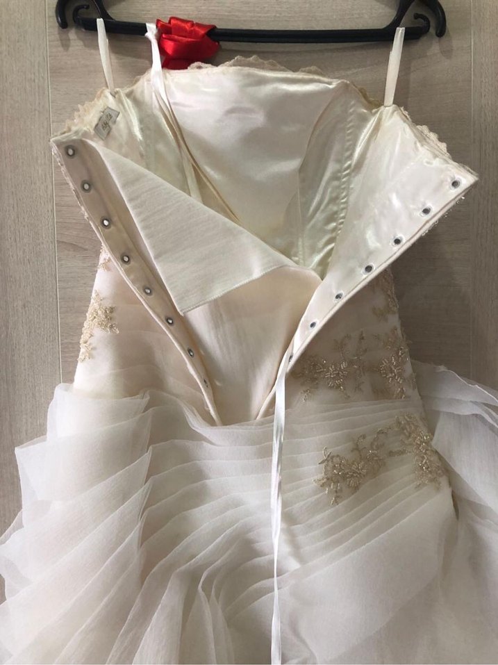 Aysira gold işlemeli Prenses Gelinlik - Görsel 5