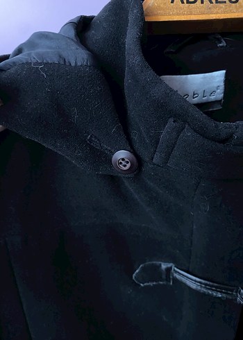 Kapüşonlu siyah kaşe kaban - Görsel 5