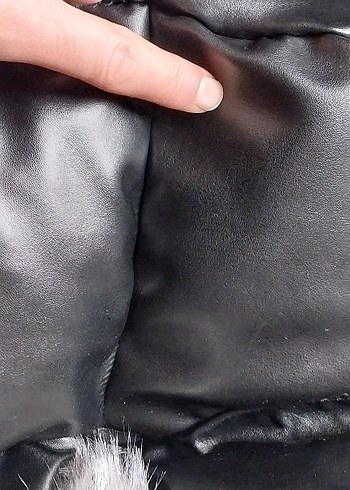 Kürk Detaylı Siyah Deri Kadın Kışlık Mont - Görsel 7