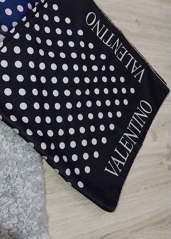 Valentino Çok Renkli Kadın 2 adet başörtüsü - Görsel 2