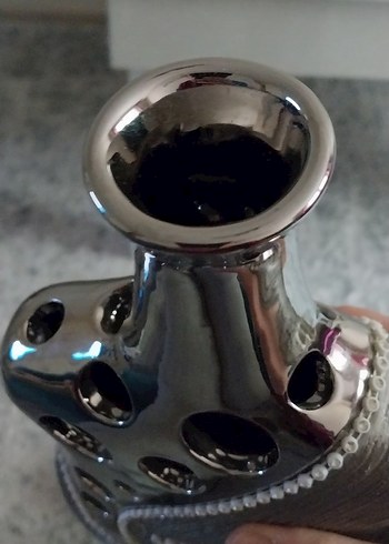 Gri Dekoratif Delikli Vazo - Görsel 3