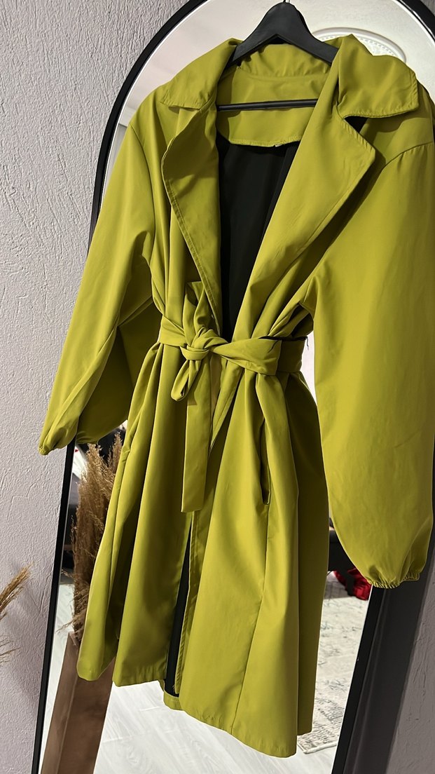 Kadın Yeşil Uzun Beli Kuşaklı Trençkot - Görsel 2