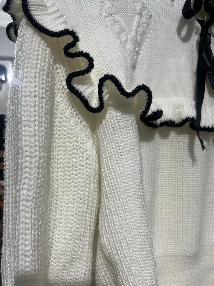Beyaz Nakışlı Triko Mini Kazak - Görsel 4