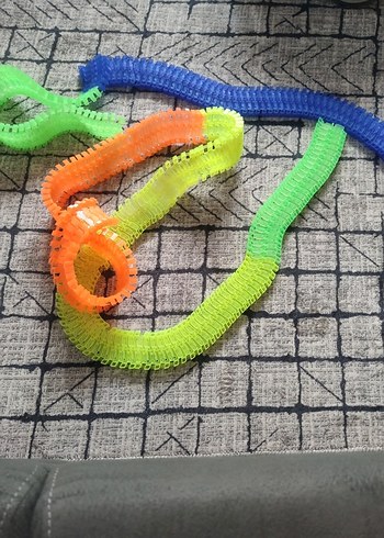 Renkli pazil şeklinde yapboz - Görsel 2