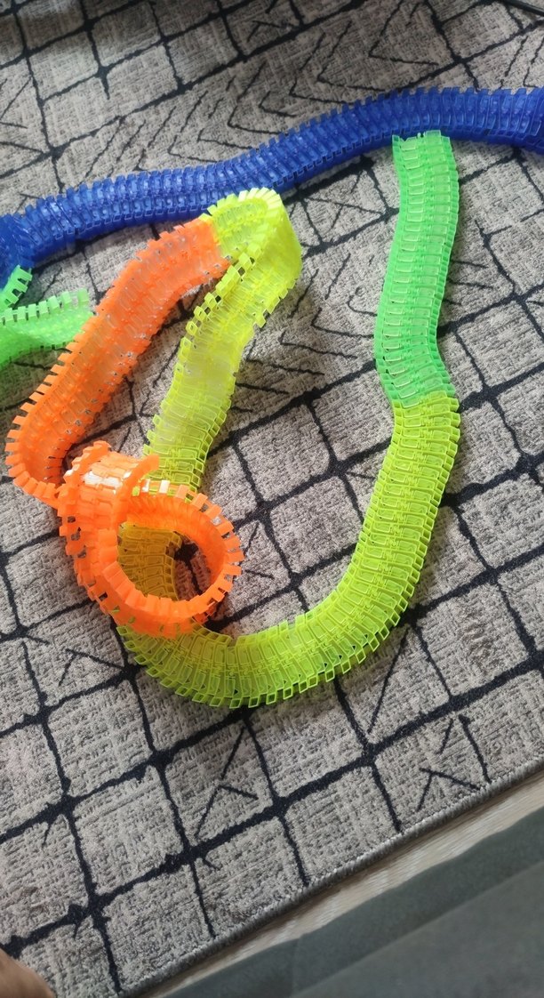 Renkli pazil şeklinde yapboz - Görsel 3