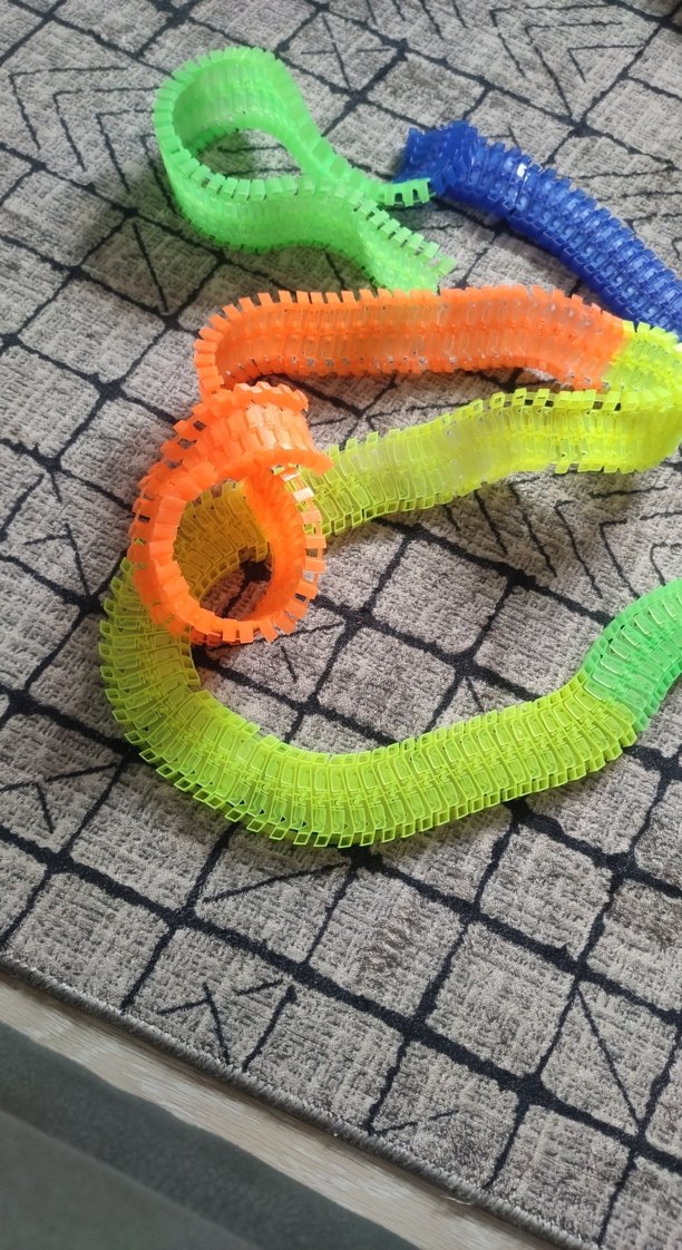 Renkli pazil şeklinde yapboz - Görsel 4