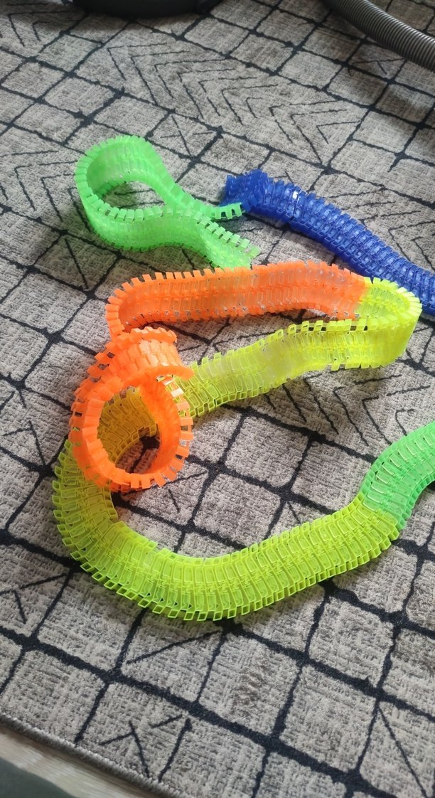 Renkli pazil şeklinde yapboz - Görsel 5