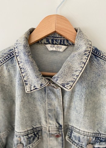 Gri Batik Desenli Düğmeli Kadın Denim Ceket - Görsel 3