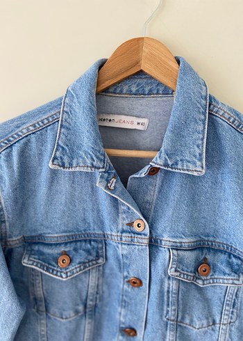 Koton marka Düğmeli Mavi Denim Ceket - Görsel 3