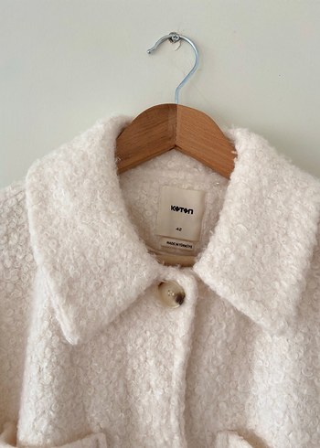 Koton marka Düğmeli Beyaz Kadın Midi Boy Kaban - Görsel 3