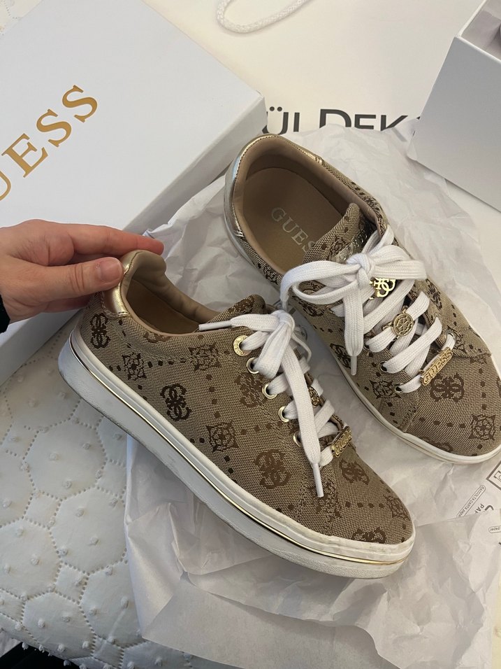 Guess orjinal ayakkabı - Görsel 3