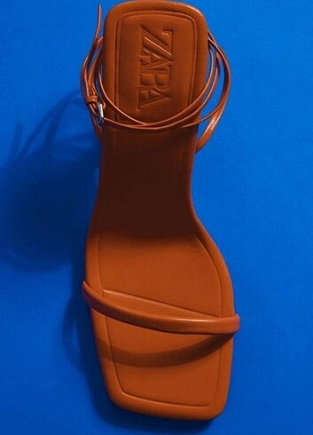 Zara topuklu sandalet