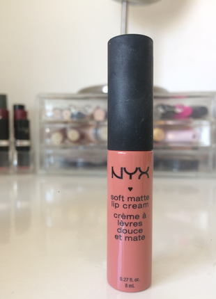 NYX Nyx soft matte lip cream zurich