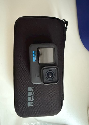 Siyah GoPro Aksiyon Kamerası ve Kılıfı - Görsel 3