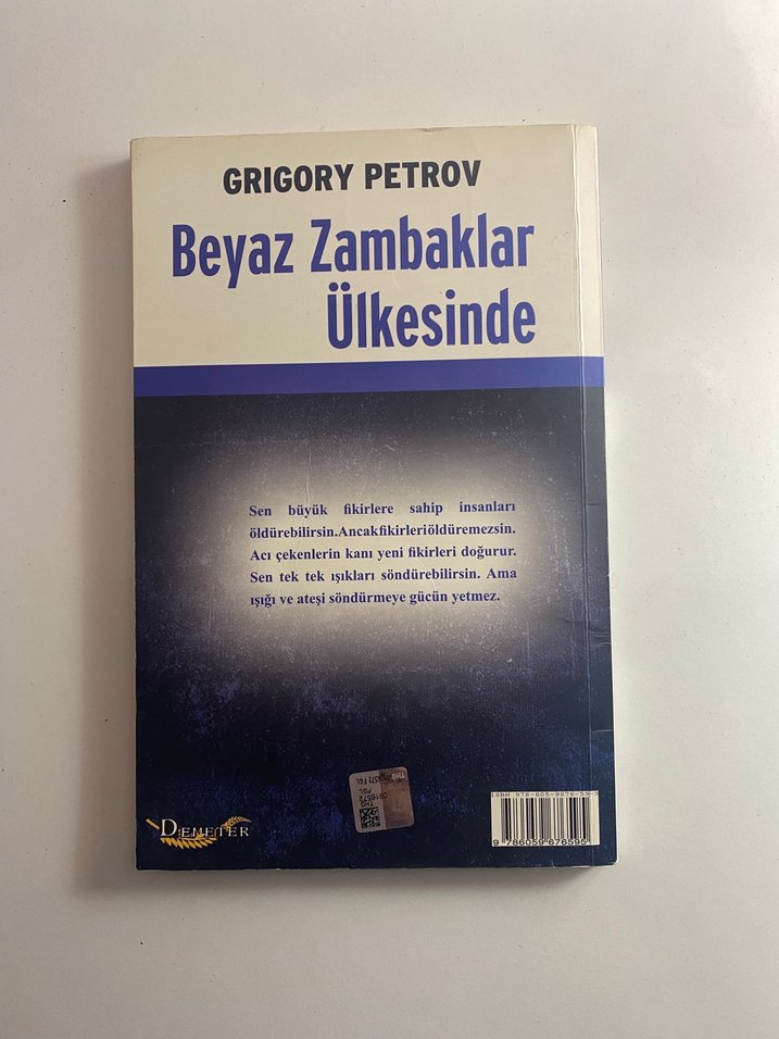Grigory Petrov - Beyaz Zambaklar Ülkesinde - Görsel 2