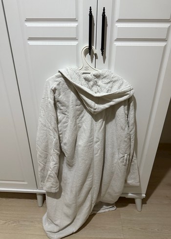 Kemerli kapsonlu bornoz - Görsel 3