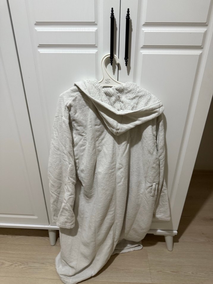 Kemerli kapsonlu bornoz - Görsel 3