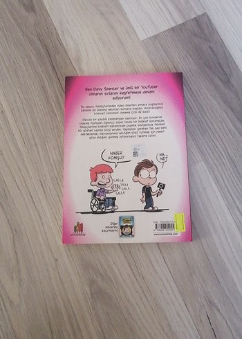 Youtuber Çocuk Büyük Kapışma Mizah Kitabı