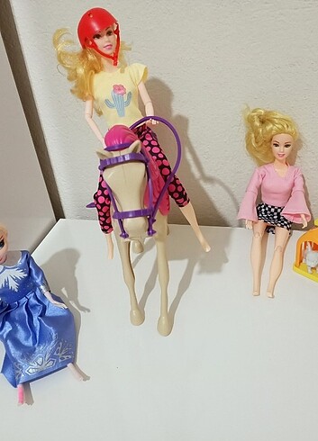 Atlı Barbie 