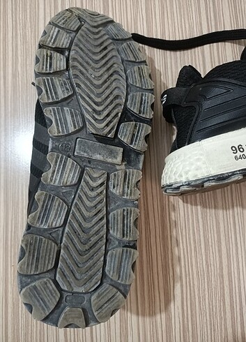 42 Beden siyah Renk Adidas Spor Ayakkabı 
