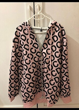 Kapşonlu sweat