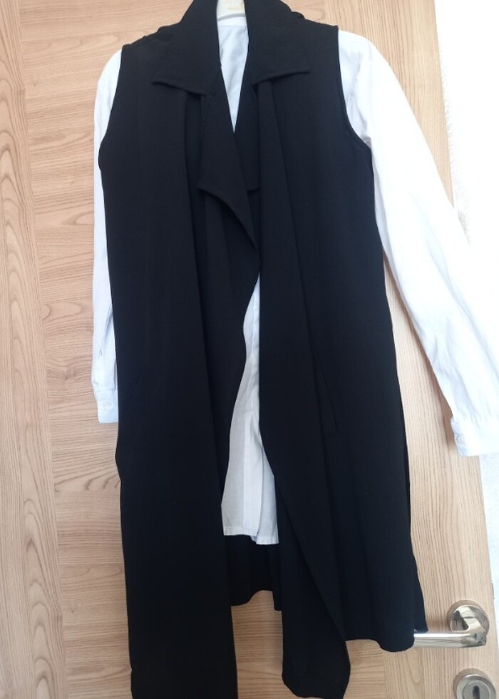 Siyah yelek - Görsel 2