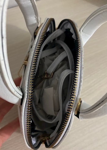 Beyaz Deri Tokalı Kadın Çanta - Görsel 5