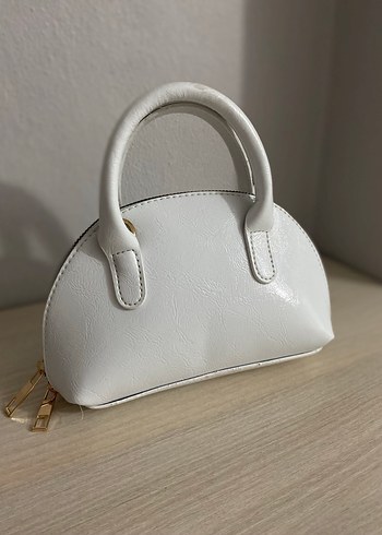 Beyaz Deri Tokalı Kadın Çanta - Görsel 4