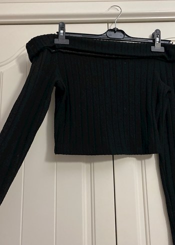 Siyah Kayık Yaka Kadın Bluz - Görsel 2