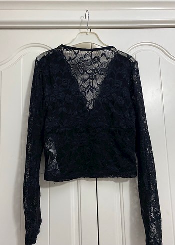 Siyah Dantel V Yaka Gotik Kadın Bluz - Görsel 4