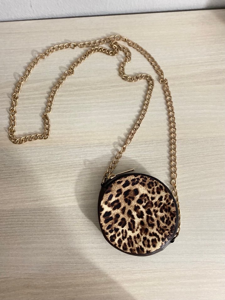 Leoparlı zincir detaylı çanta - Görsel 2